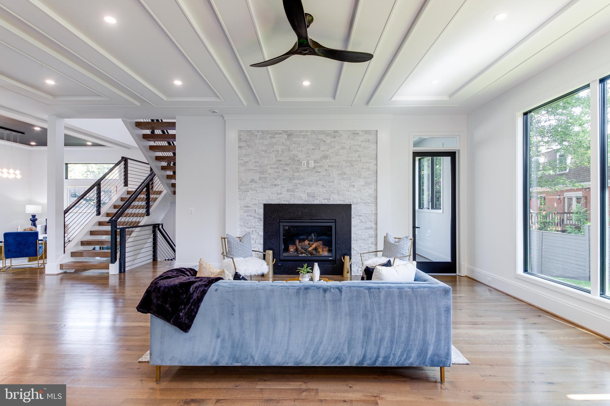 ARLINGWOOD - Residential