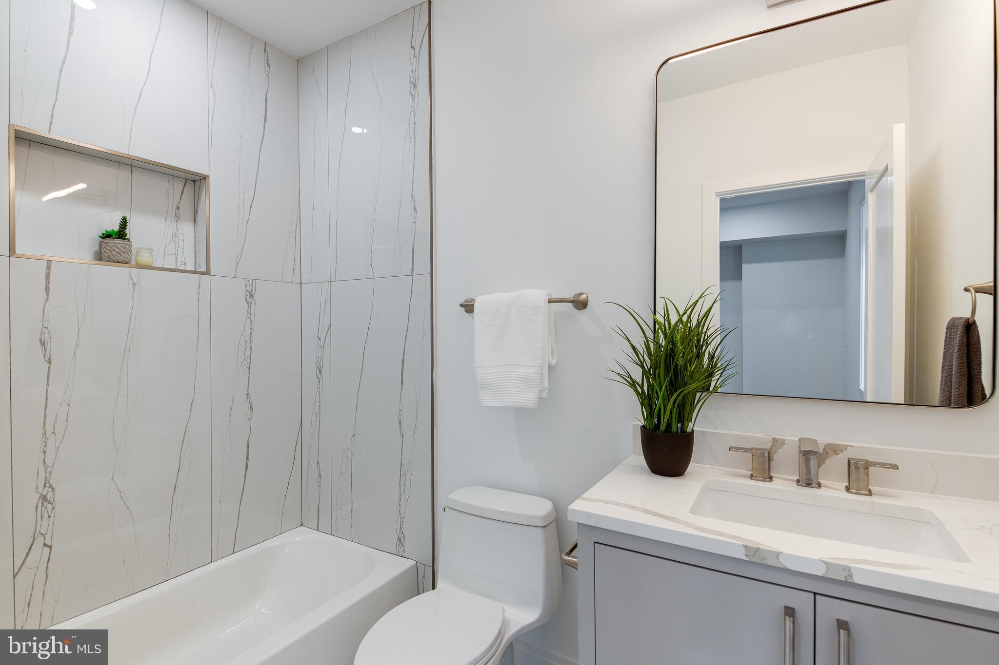 ARLINGWOOD - Residential