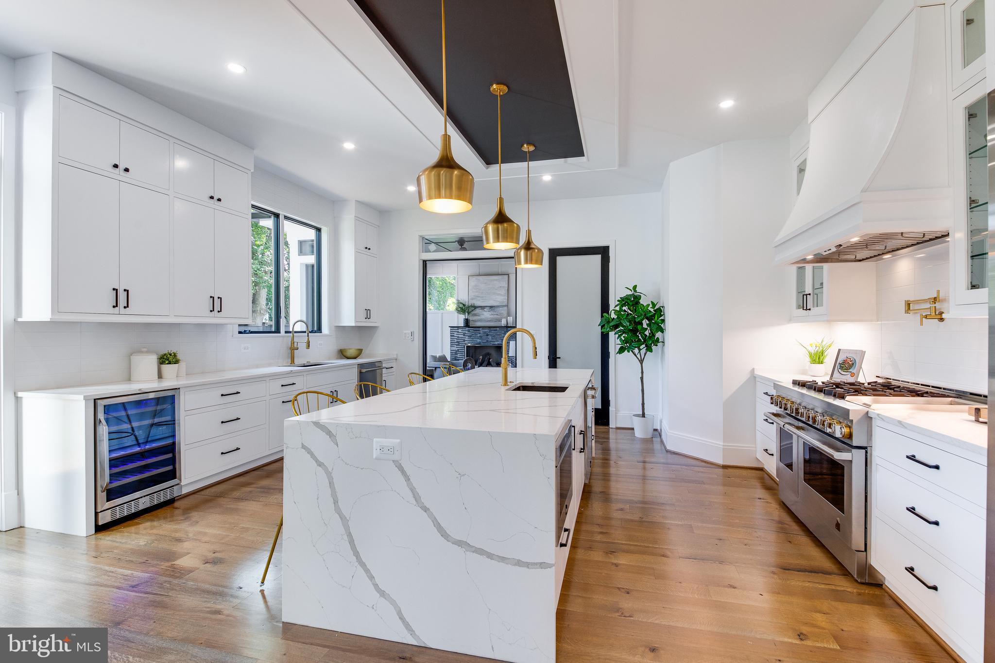 ARLINGWOOD - Residential