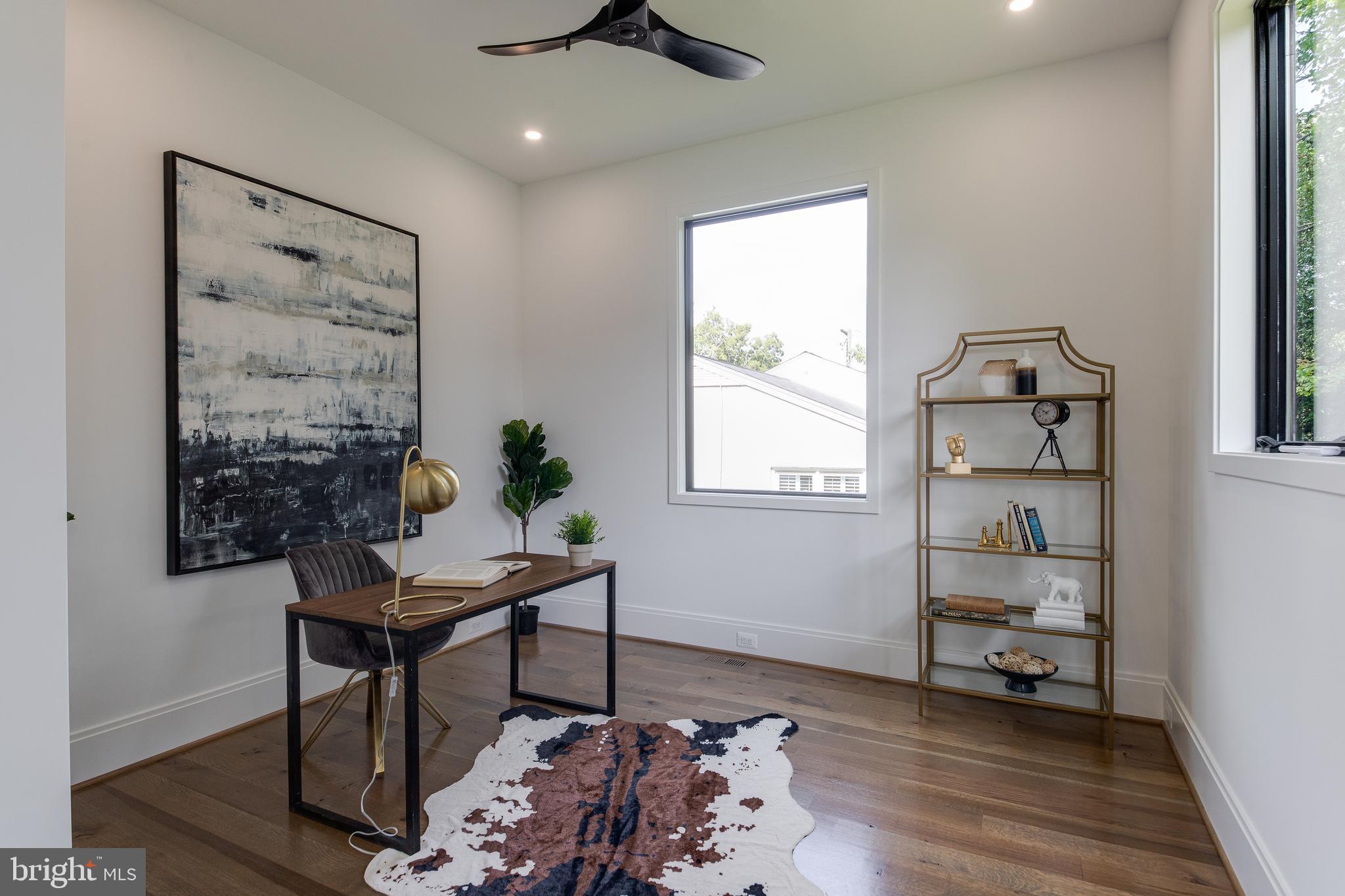 ARLINGWOOD - Residential