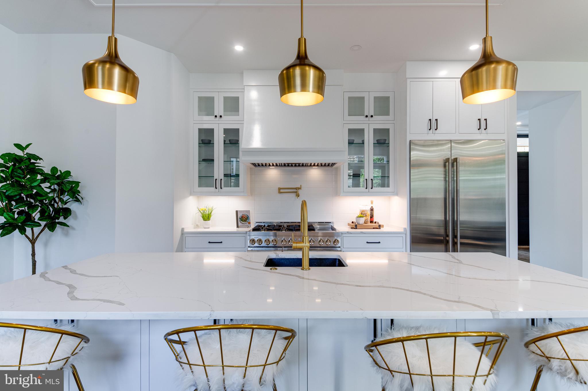 ARLINGWOOD - Residential