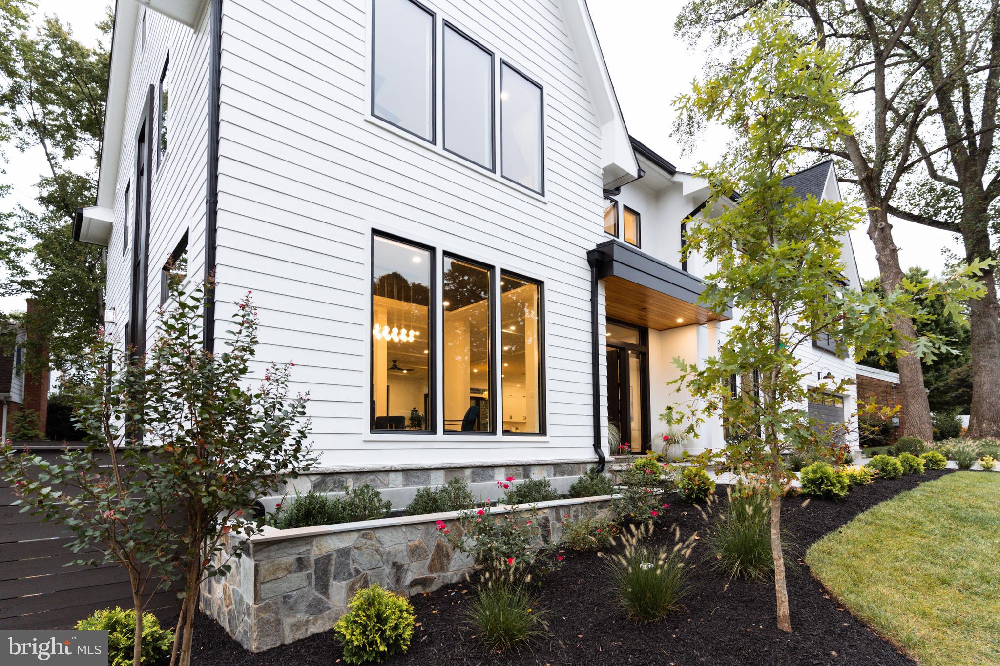 ARLINGWOOD - Residential