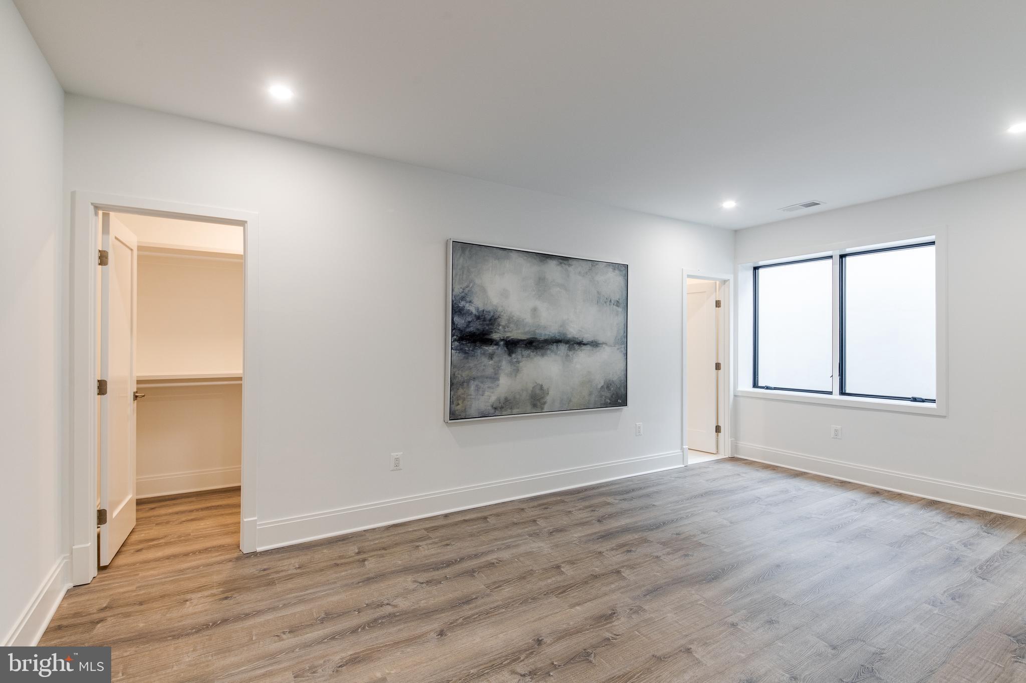 ARLINGWOOD - Residential