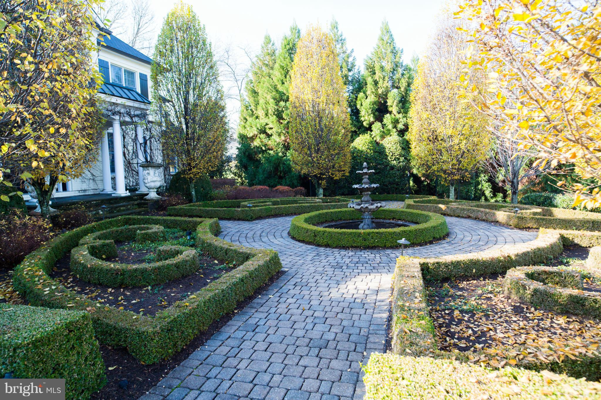 BEACON HILL - Residential