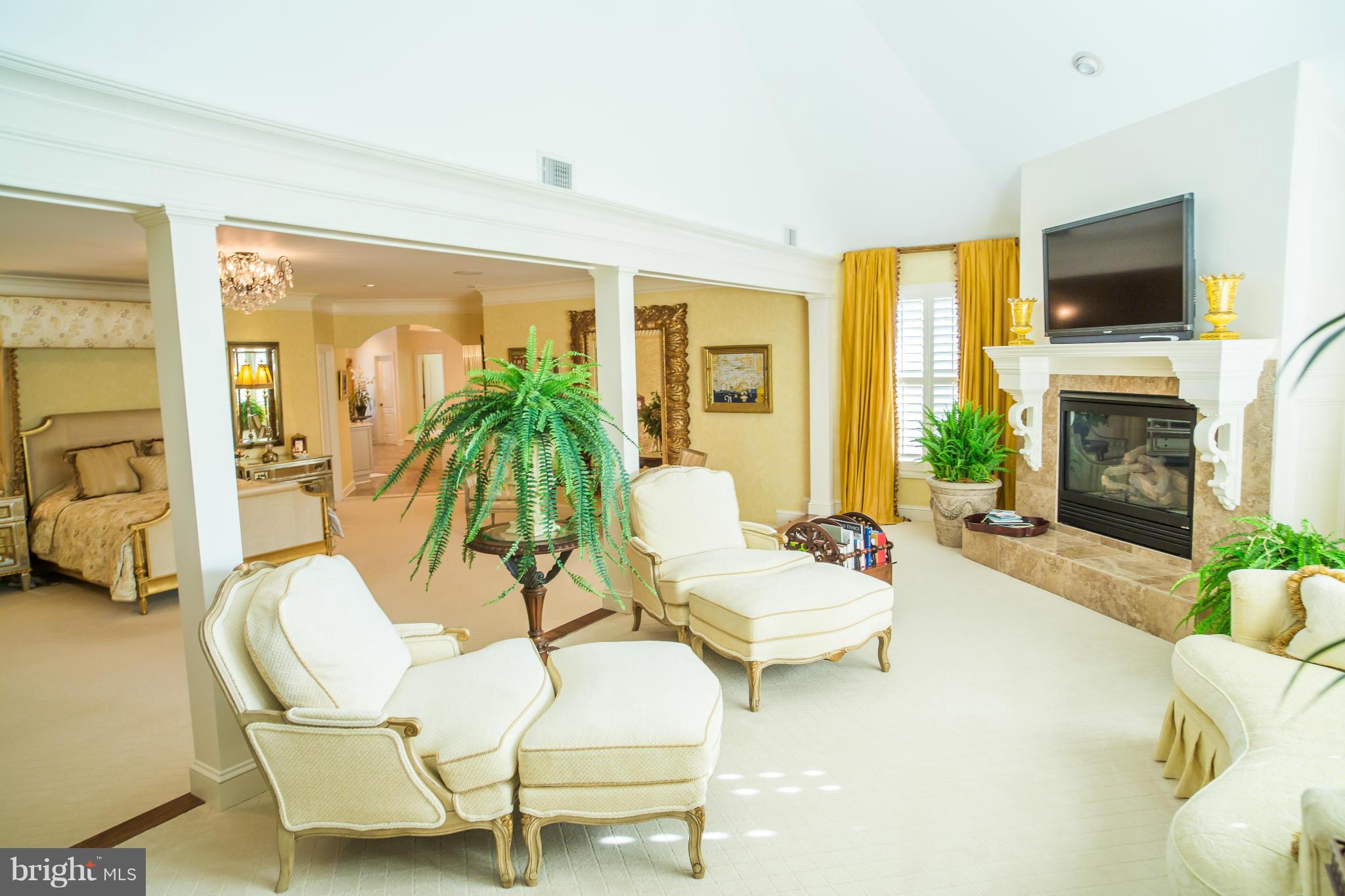 BEACON HILL - Residential