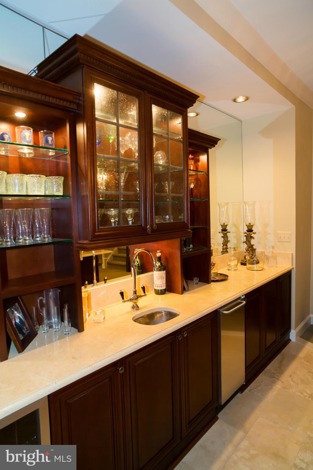 BEACON HILL - Residential