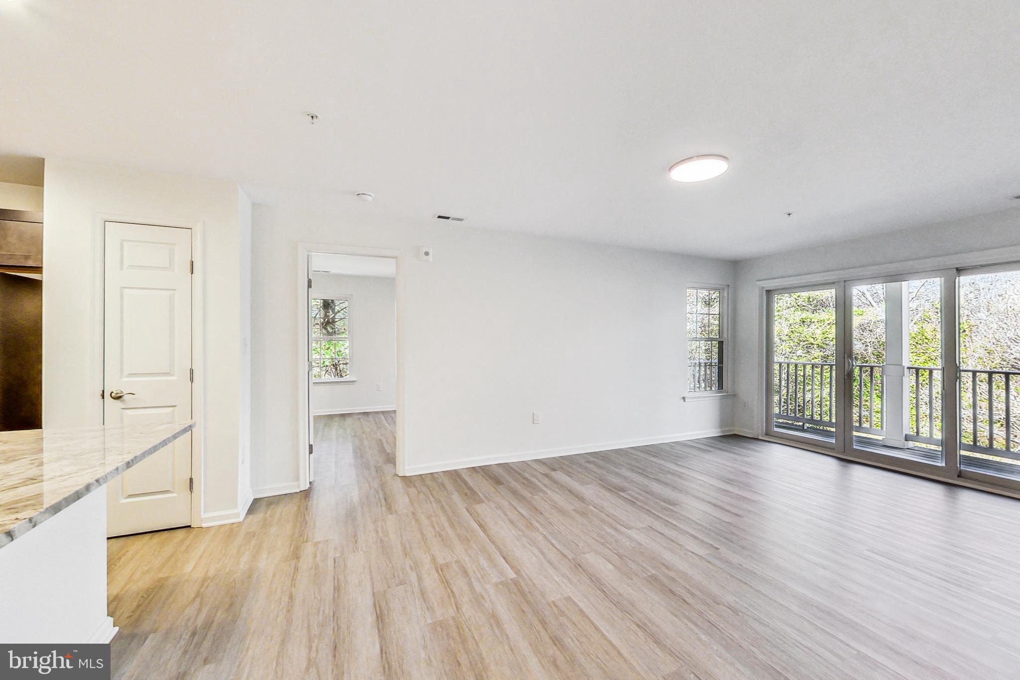 RIVERSTONE - Residential Lease