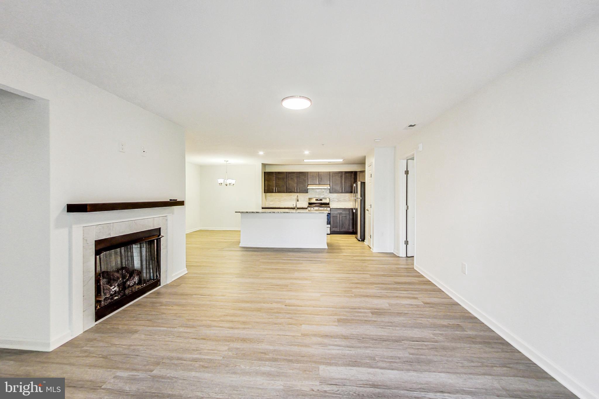 RIVERSTONE - Residential Lease