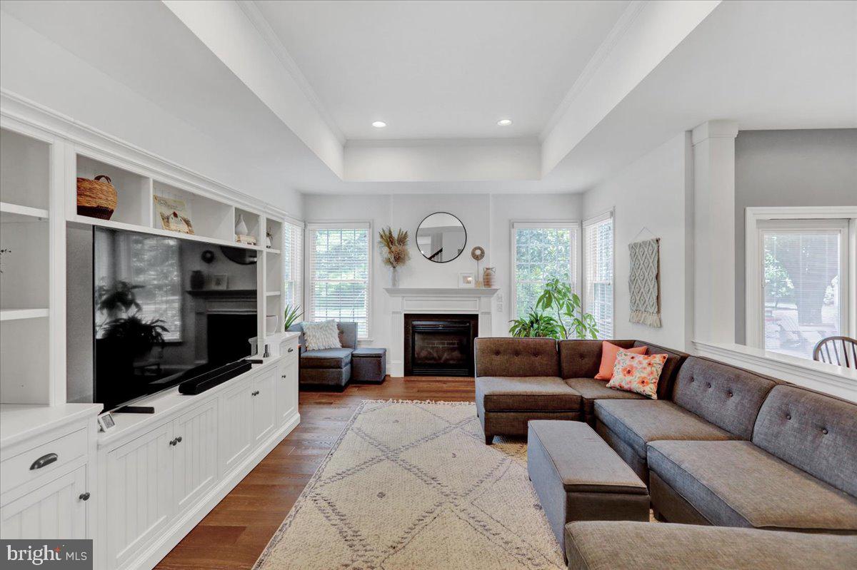 HUNTERS RIDGE - Residential