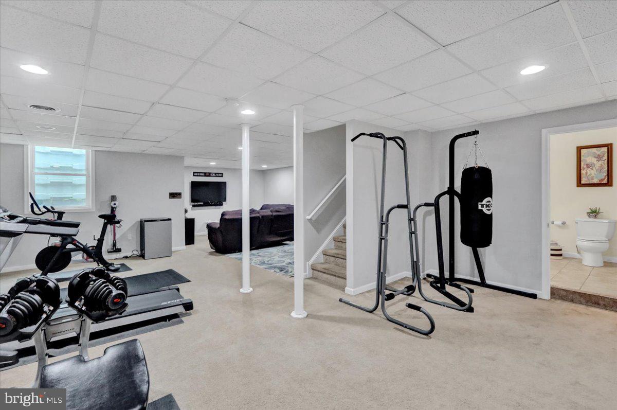 HUNTERS RIDGE - Residential