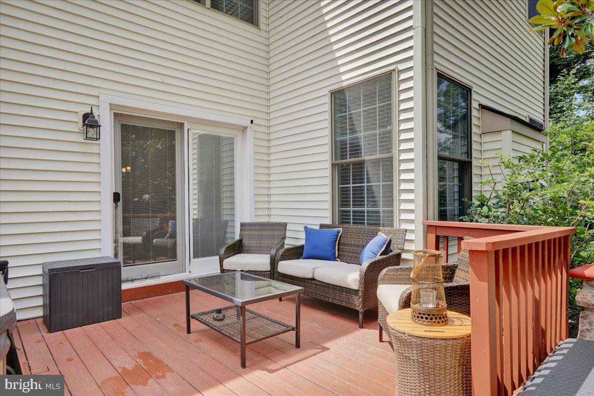 HUNTERS RIDGE - Residential