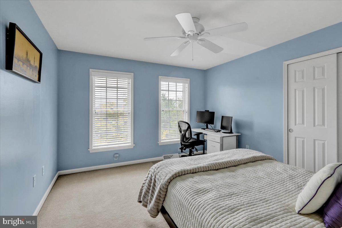 HUNTERS RIDGE - Residential