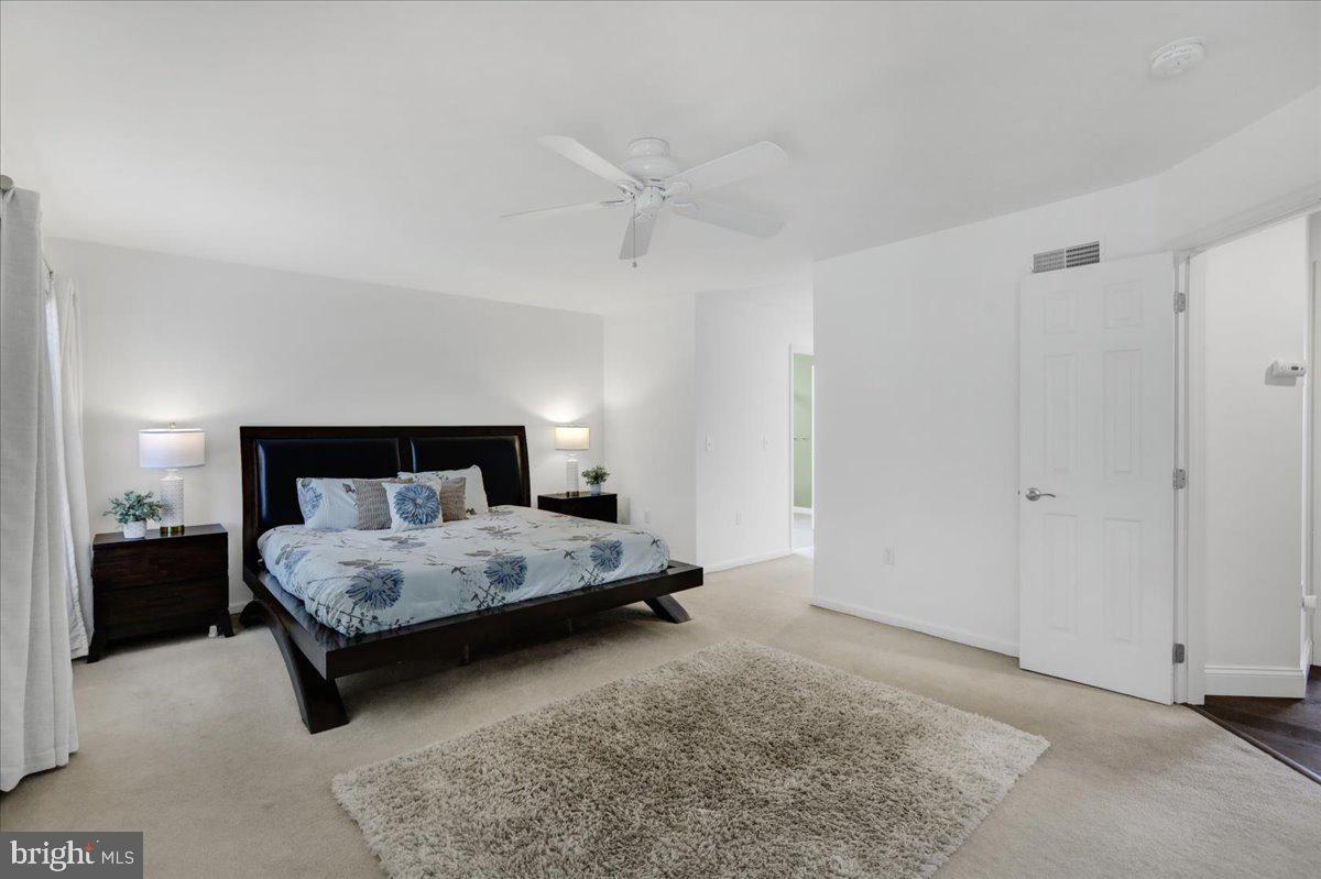 HUNTERS RIDGE - Residential