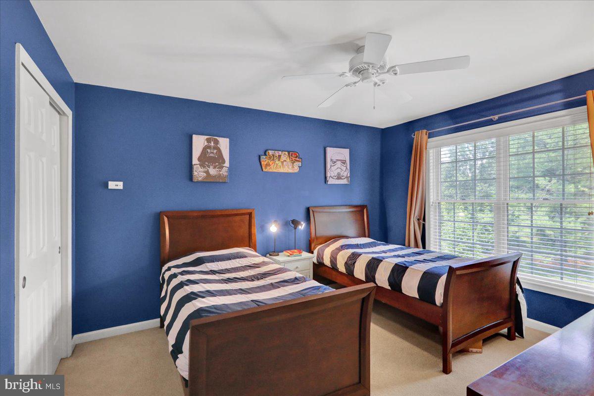 HUNTERS RIDGE - Residential