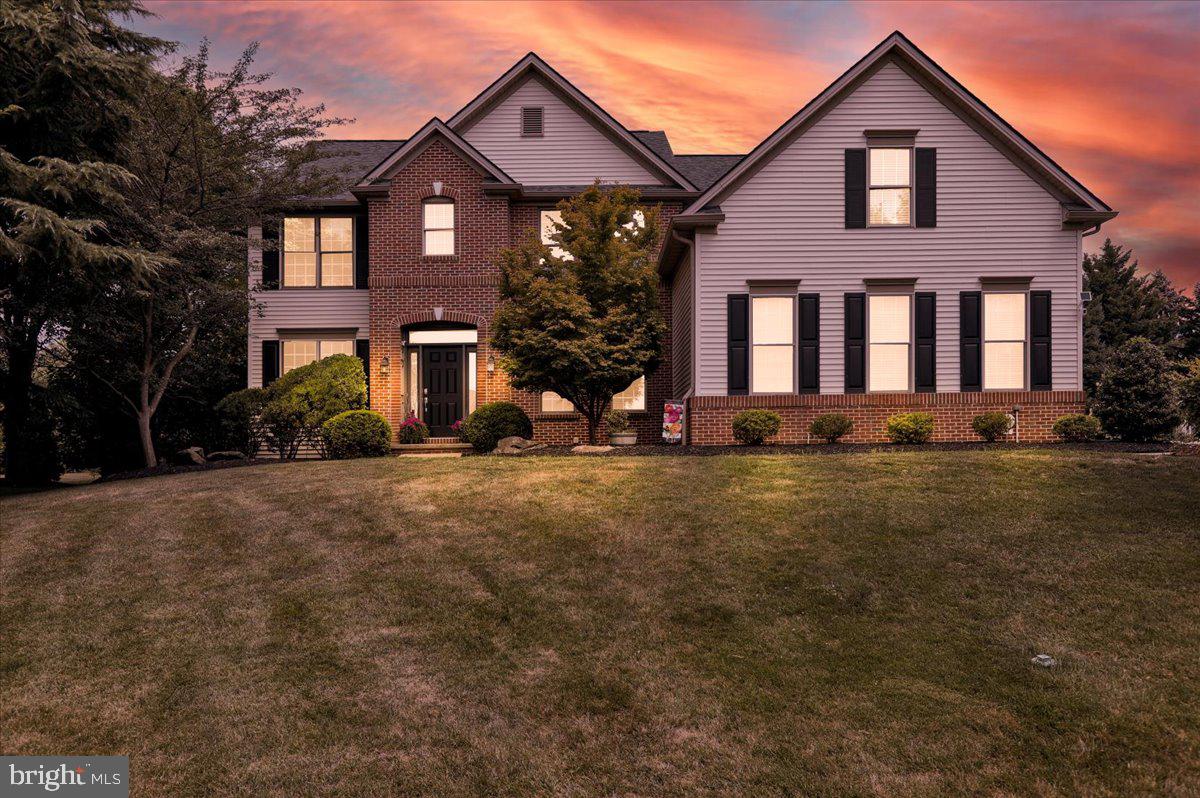 HUNTERS RIDGE - Residential