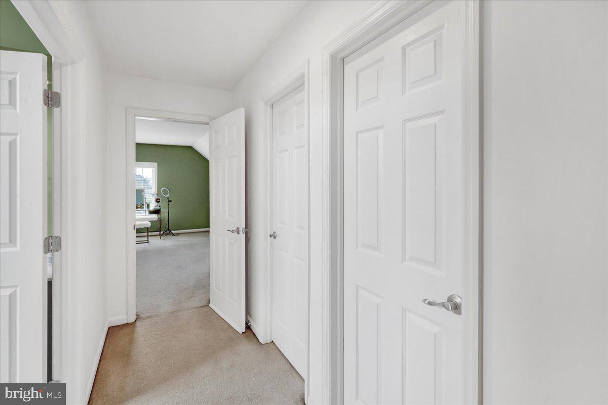 HUNTERS RIDGE - Residential