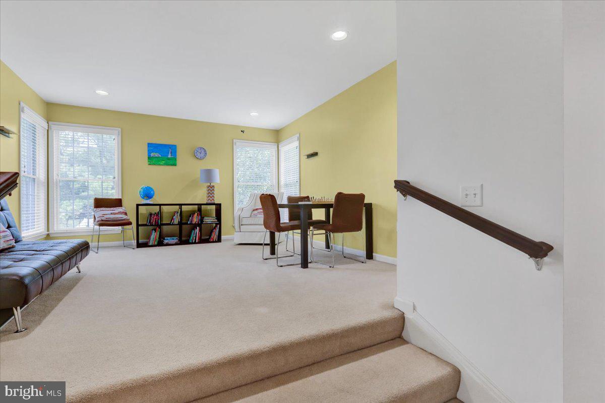 HUNTERS RIDGE - Residential