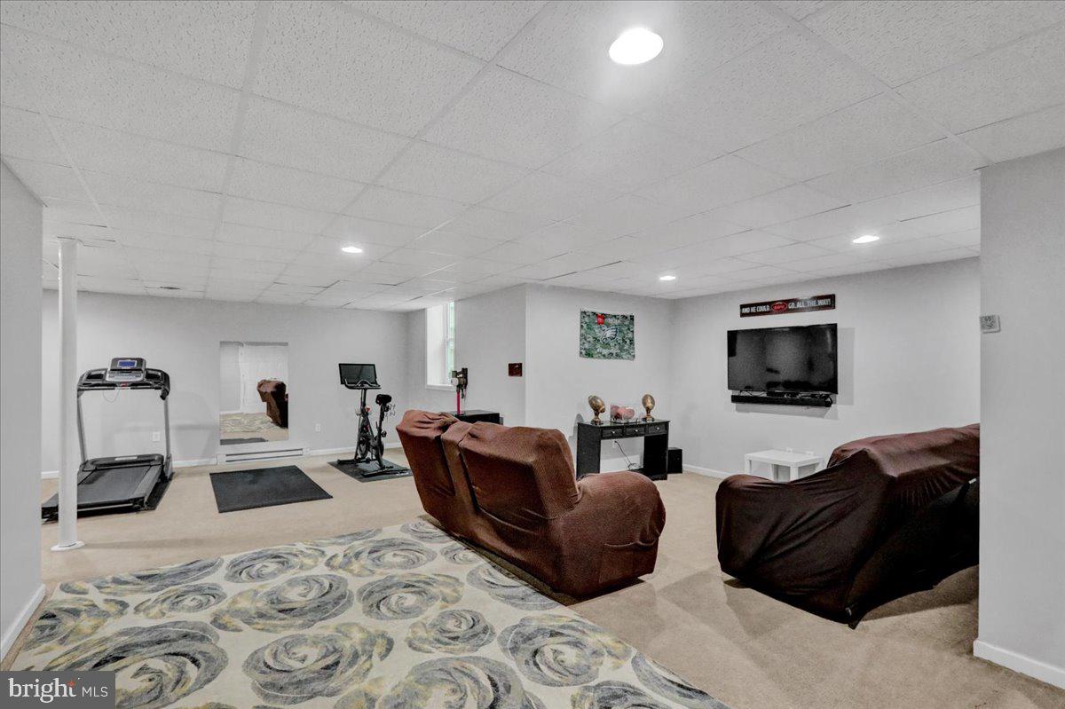 HUNTERS RIDGE - Residential