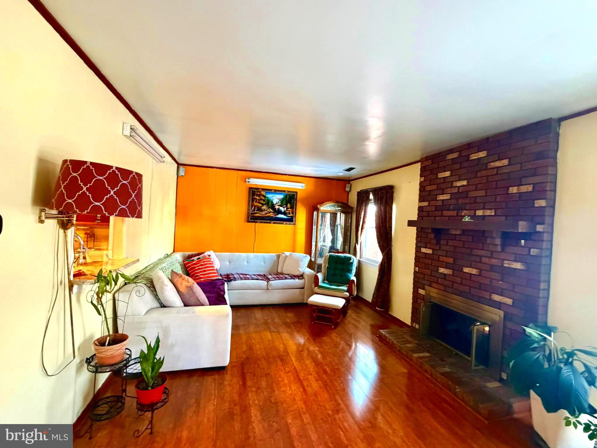 114 BURNAM WOOD COURT