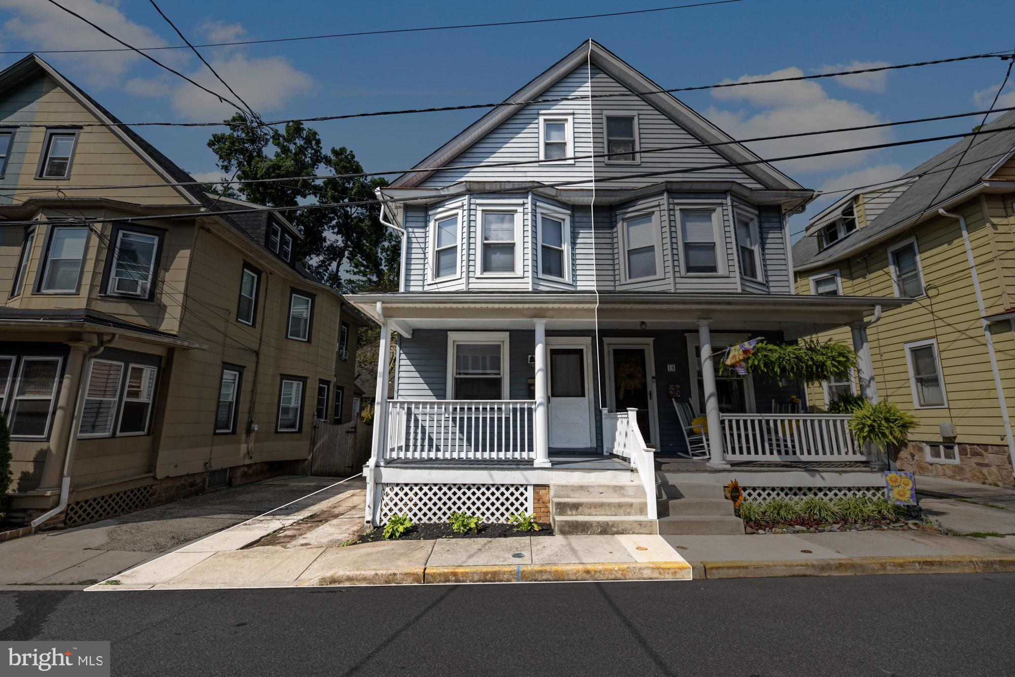 20 LEE AVENUE