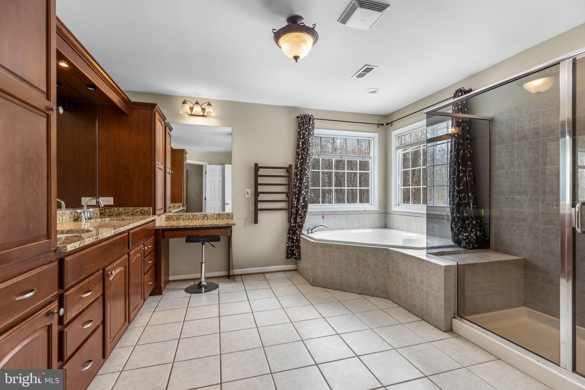 MAGNOLIA WOODS - Residential