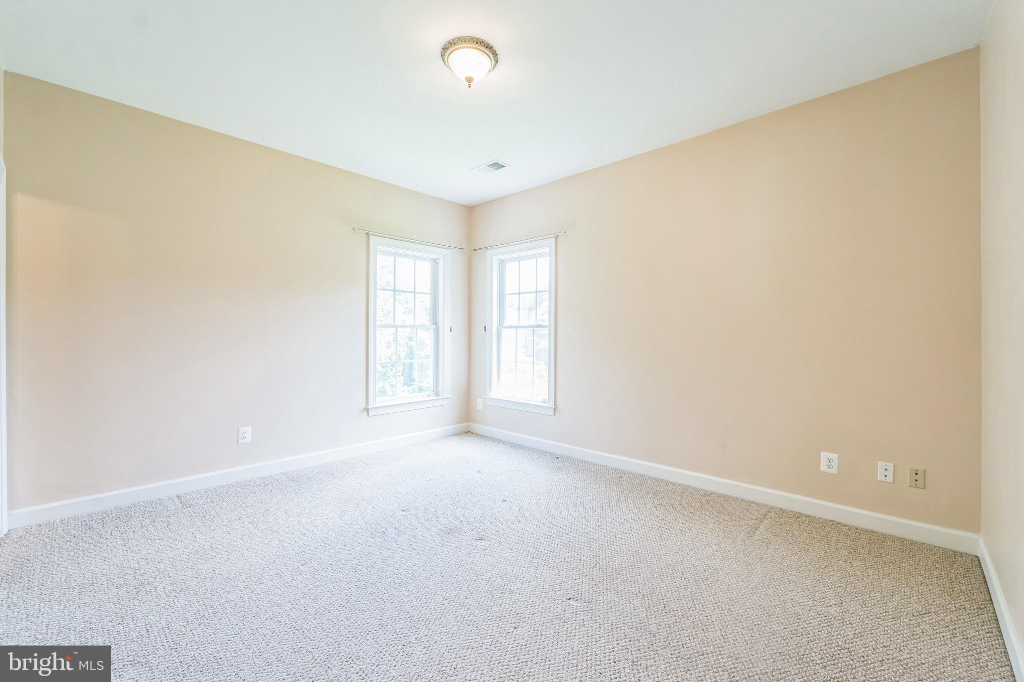 WORTHINGTON PARK - Residential