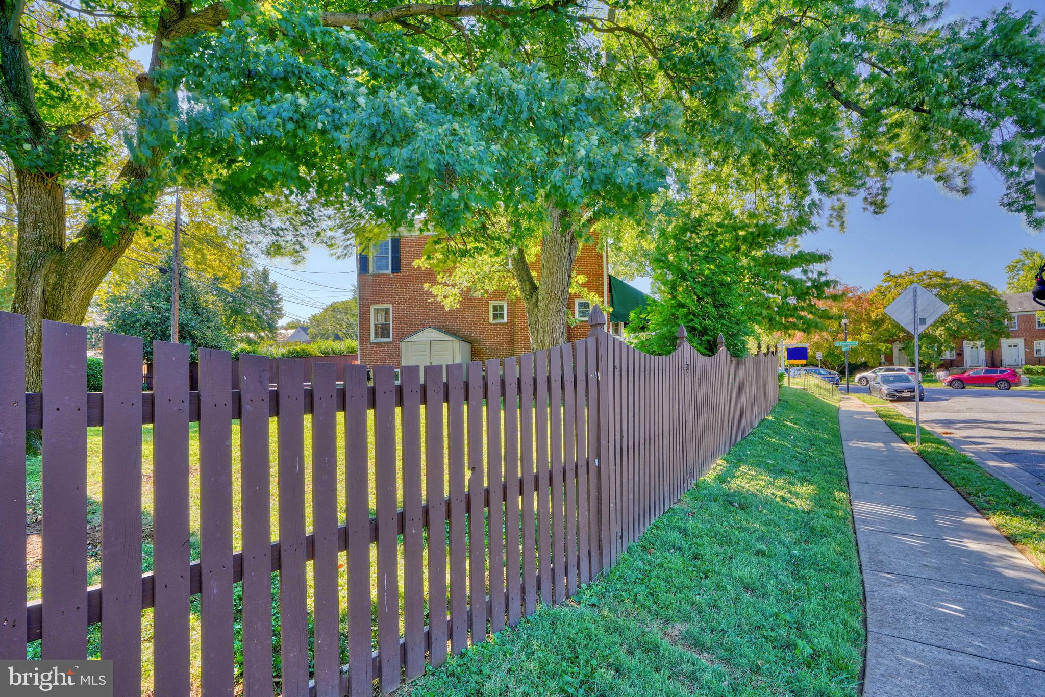 GAYWOOD - Residential Lease