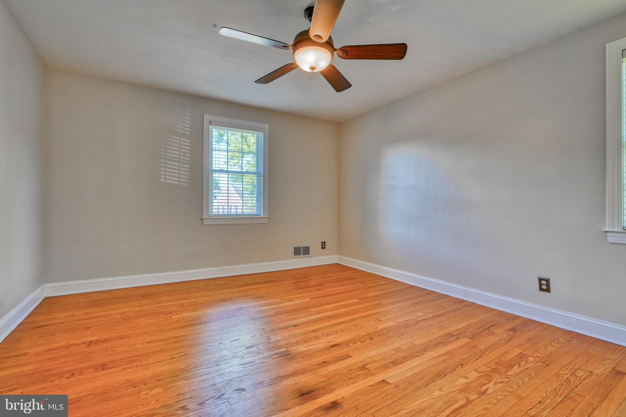 GAYWOOD - Residential Lease