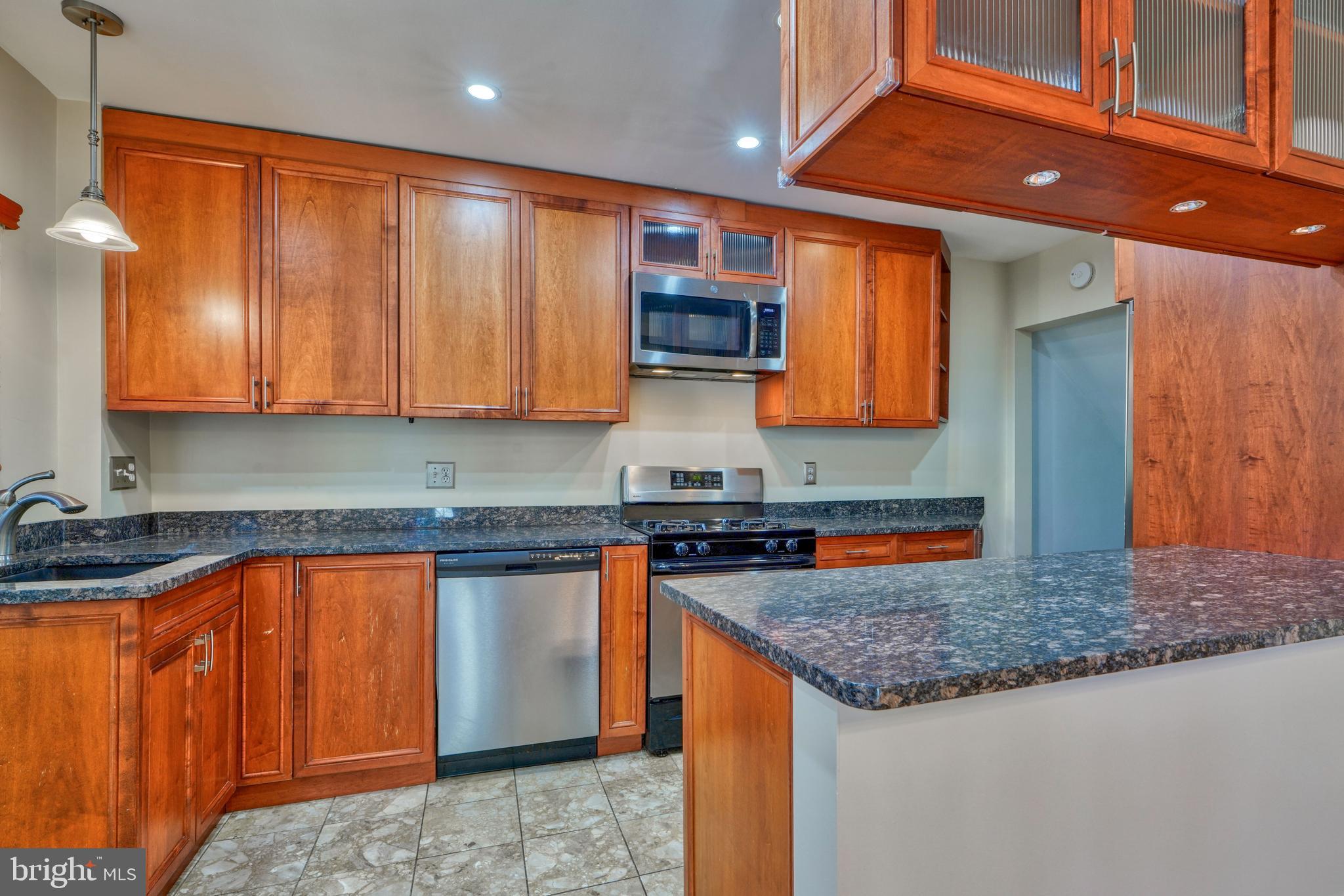 GAYWOOD - Residential Lease