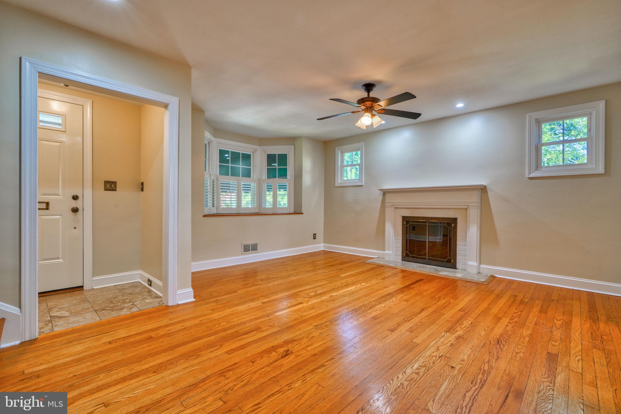 GAYWOOD - Residential Lease