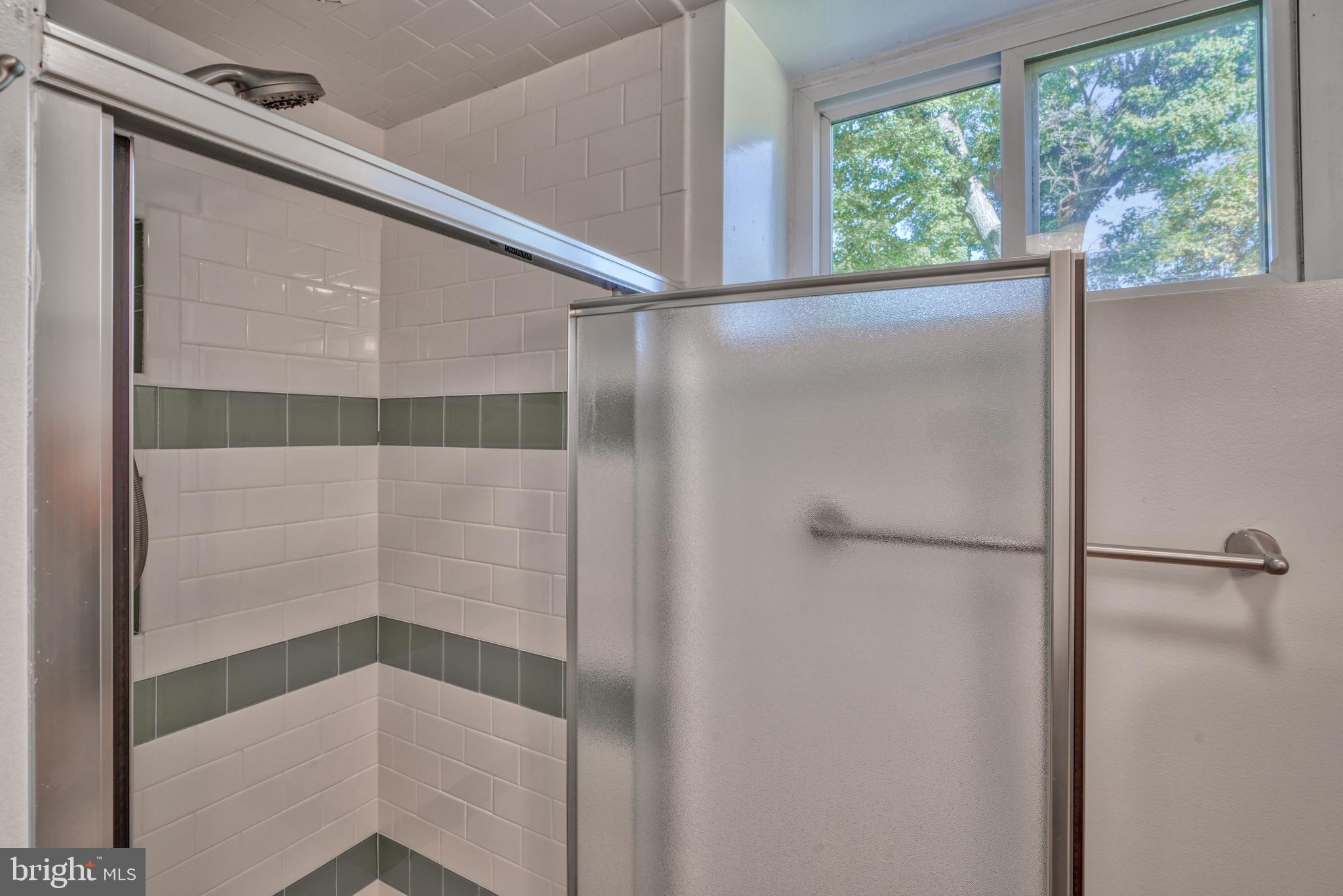 GAYWOOD - Residential Lease