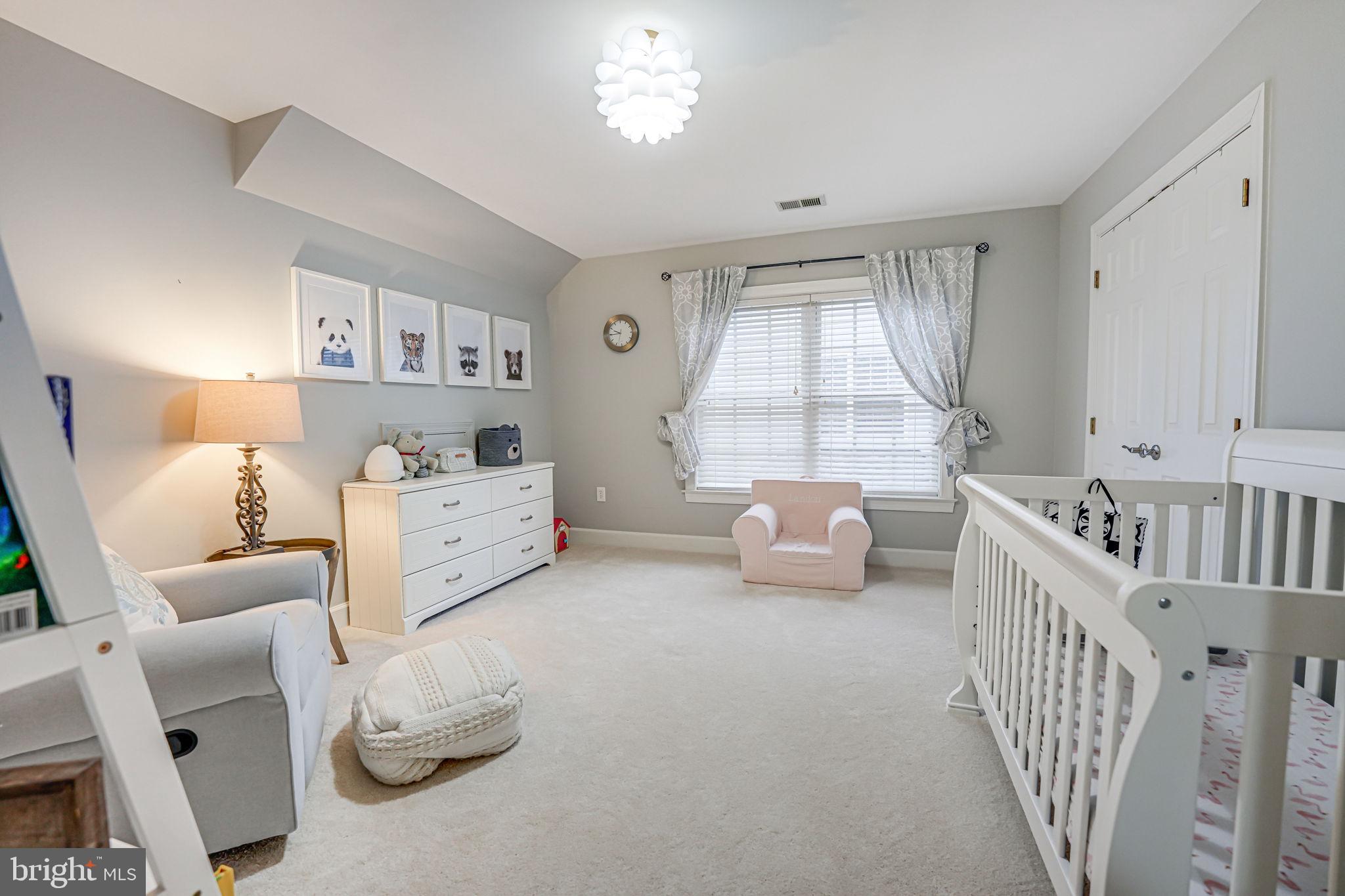 OAKTON PARK - Residential