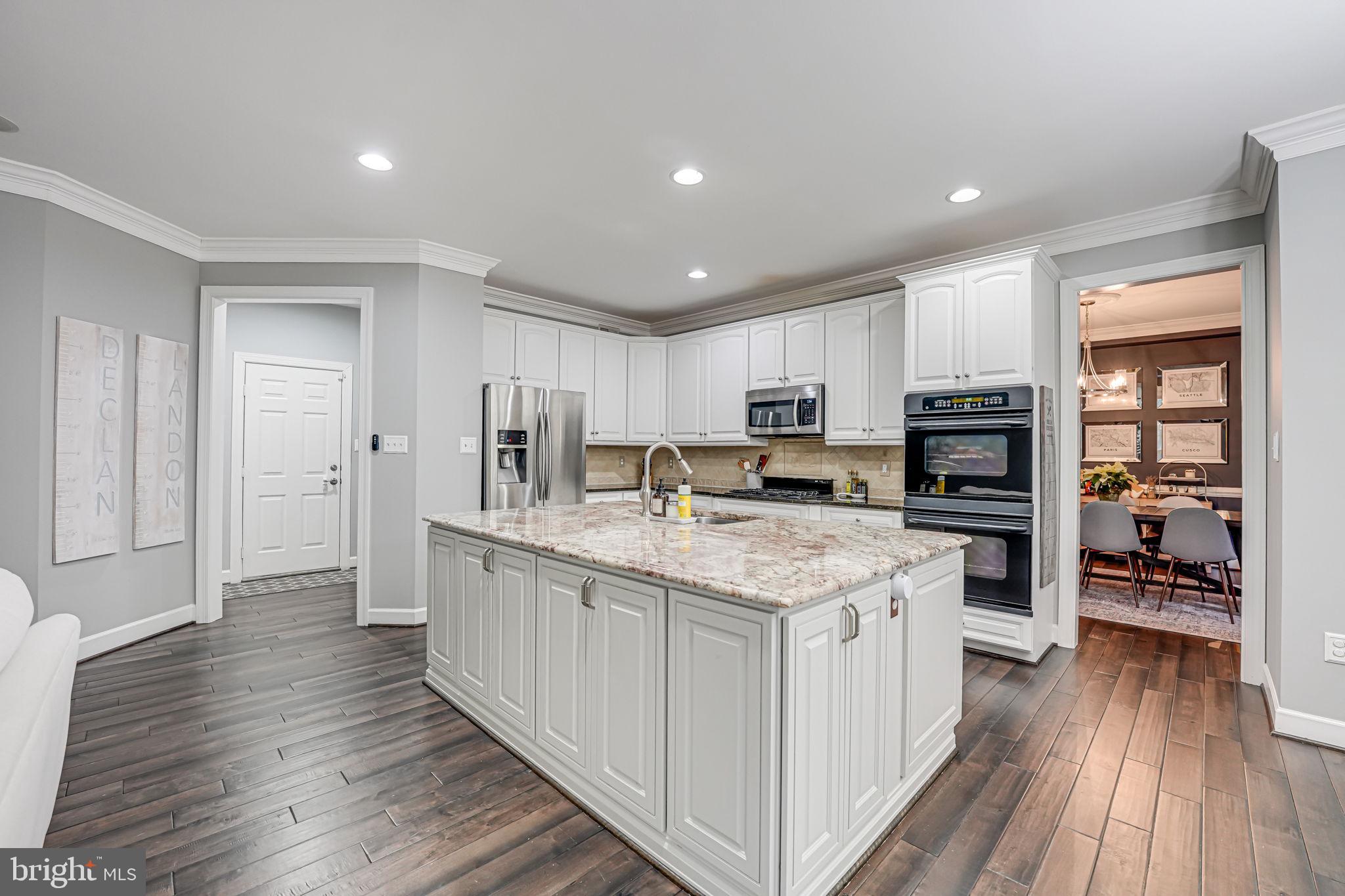 OAKTON PARK - Residential