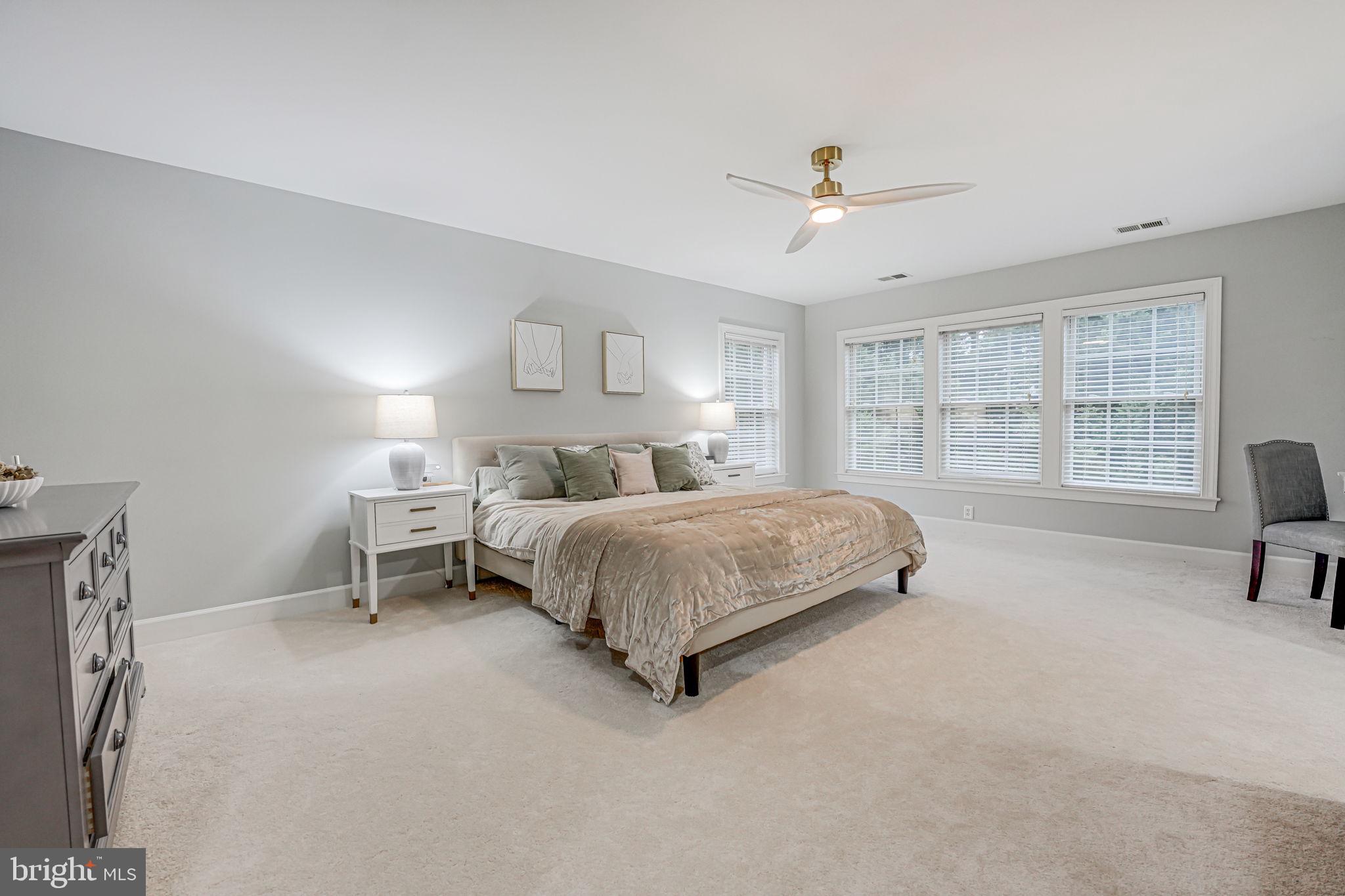 OAKTON PARK - Residential