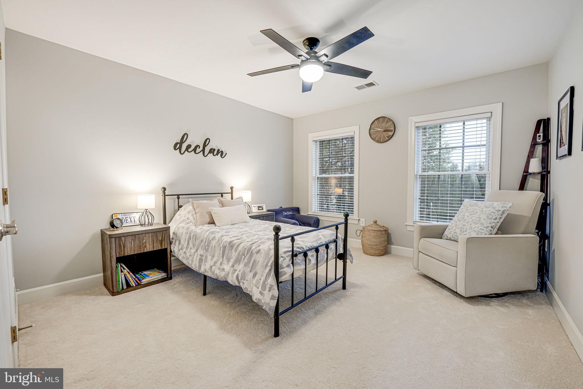 OAKTON PARK - Residential