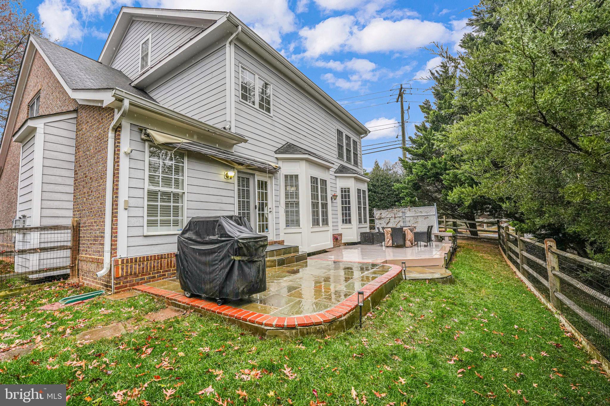 OAKTON PARK - Residential