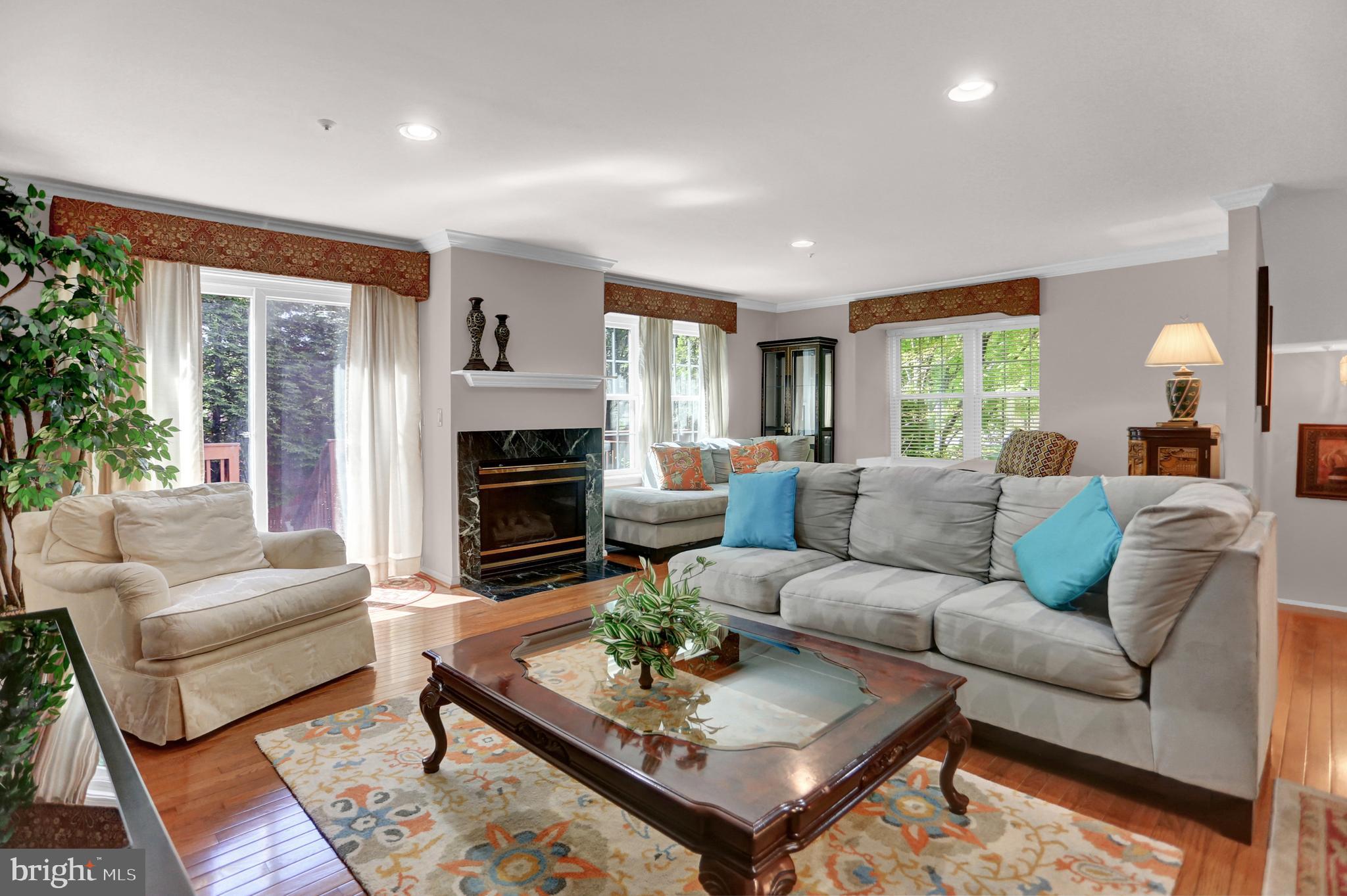 LYONS GATE - Residential