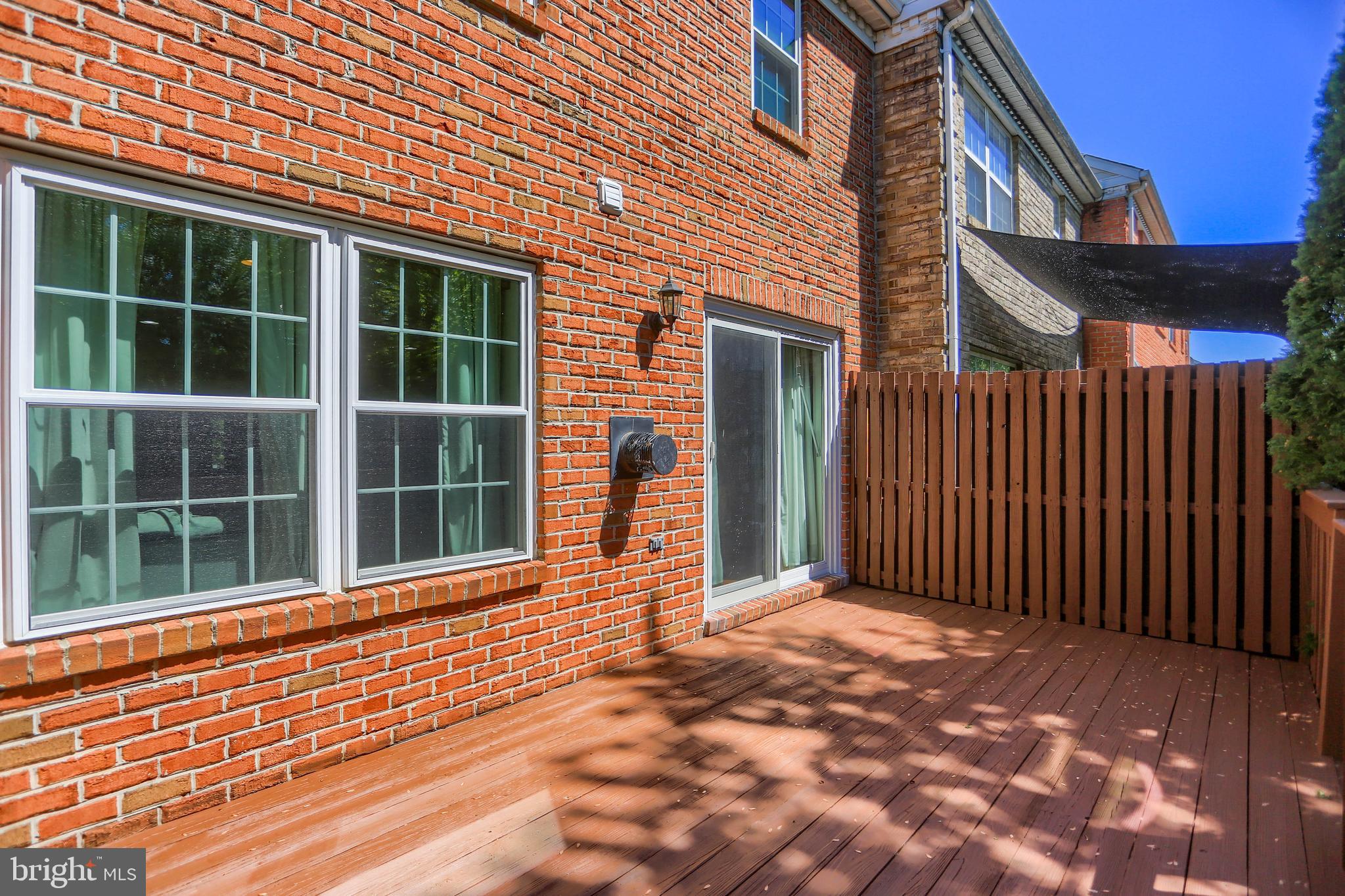 LYONS GATE - Residential