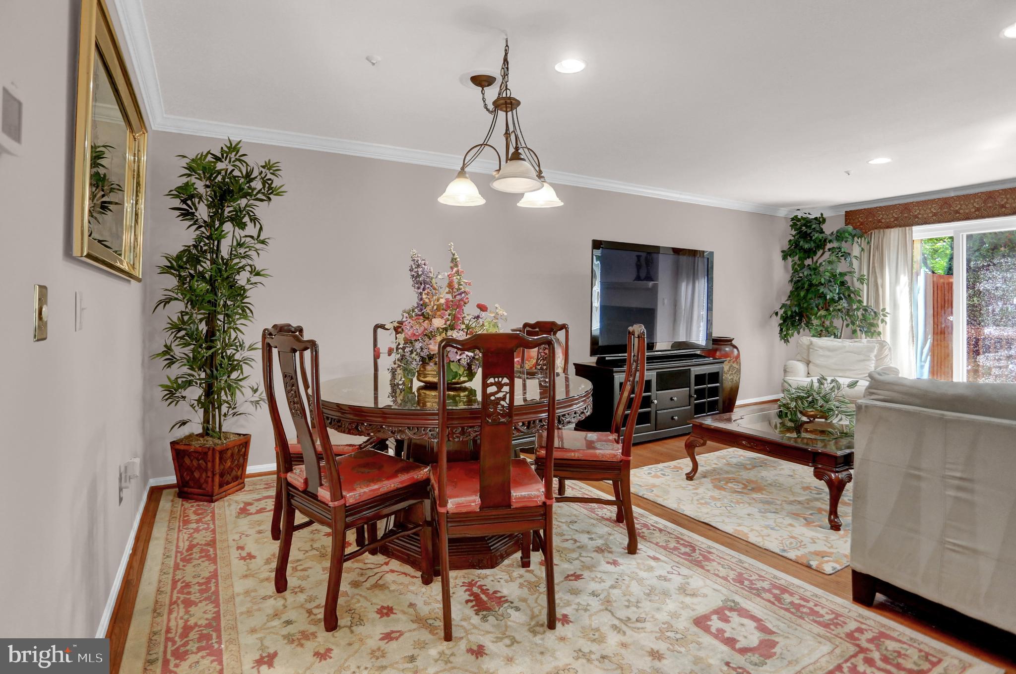 LYONS GATE - Residential