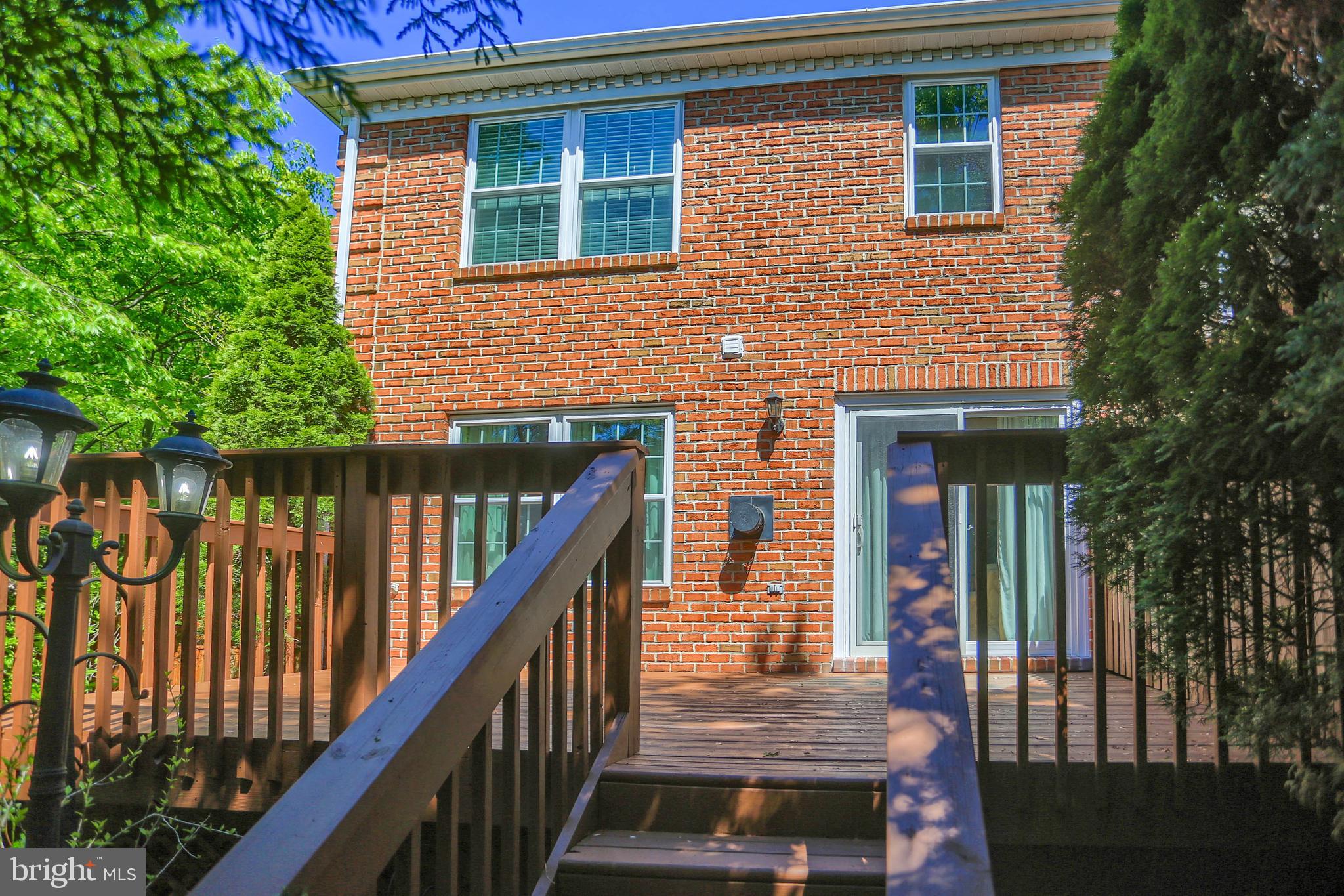 LYONS GATE - Residential