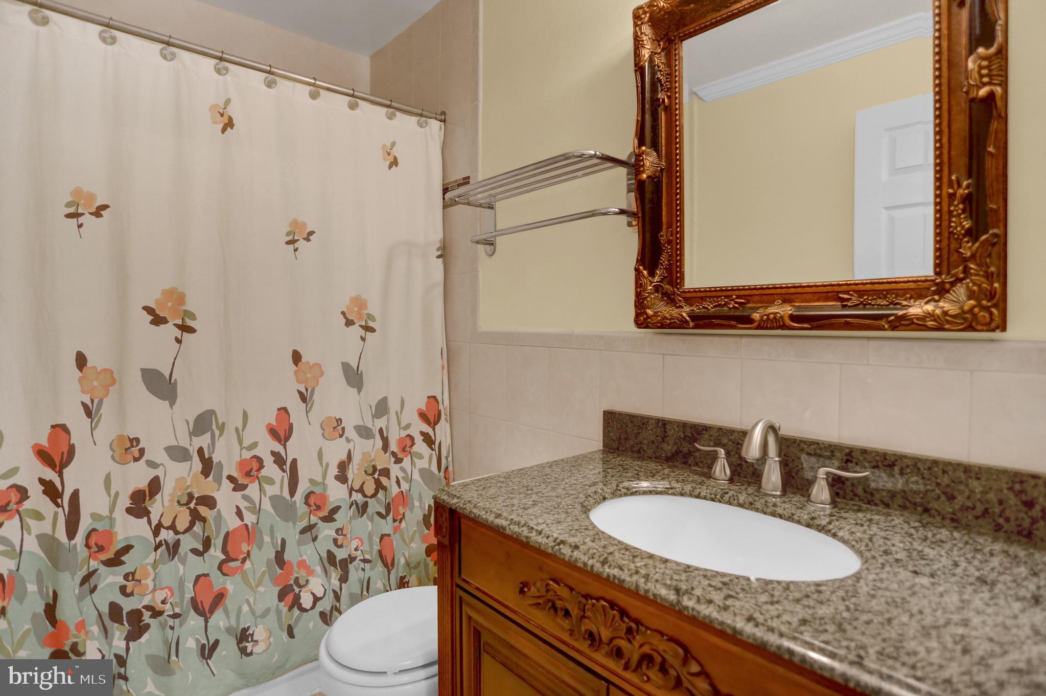 LYONS GATE - Residential