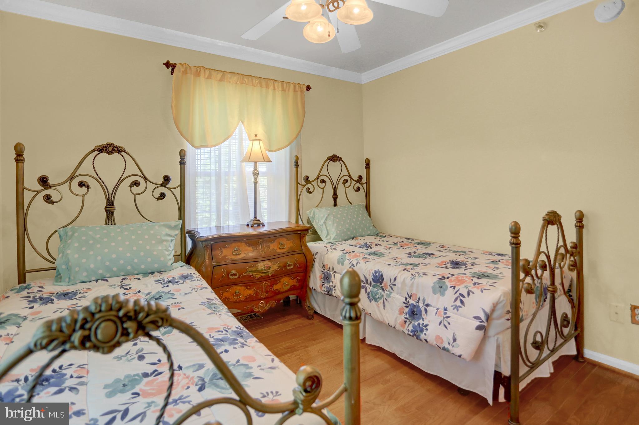 LYONS GATE - Residential