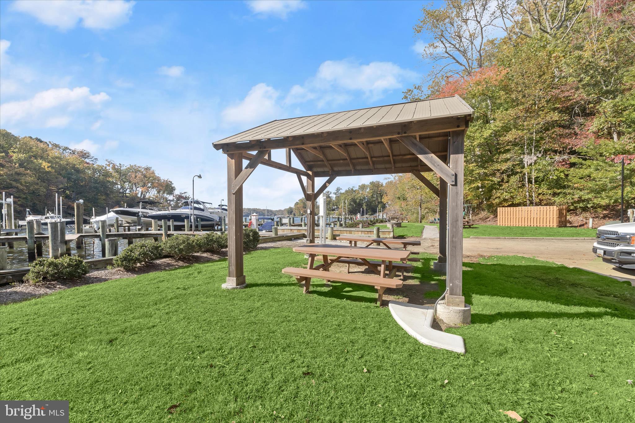 SEVERN VIEW - Residential