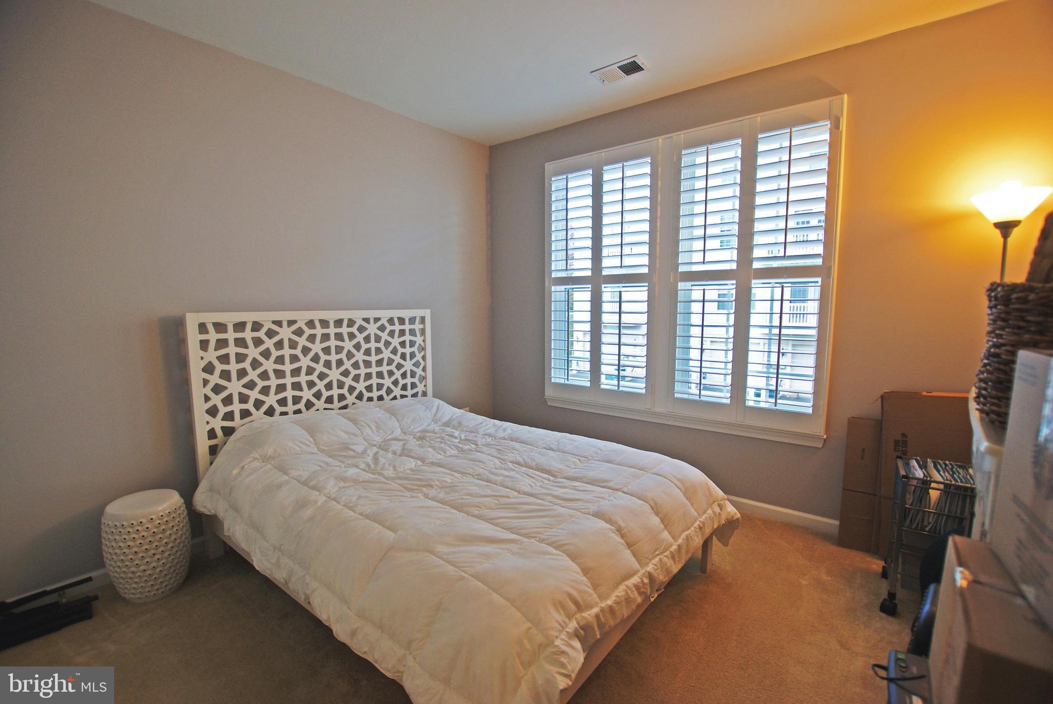 SOMERSET CONDO - Residential Lease