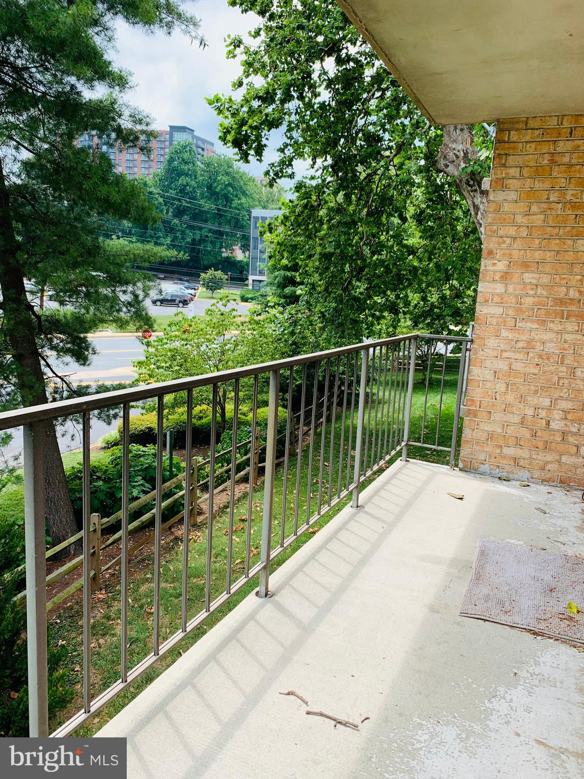 WALNUT GROVE - Residential Lease