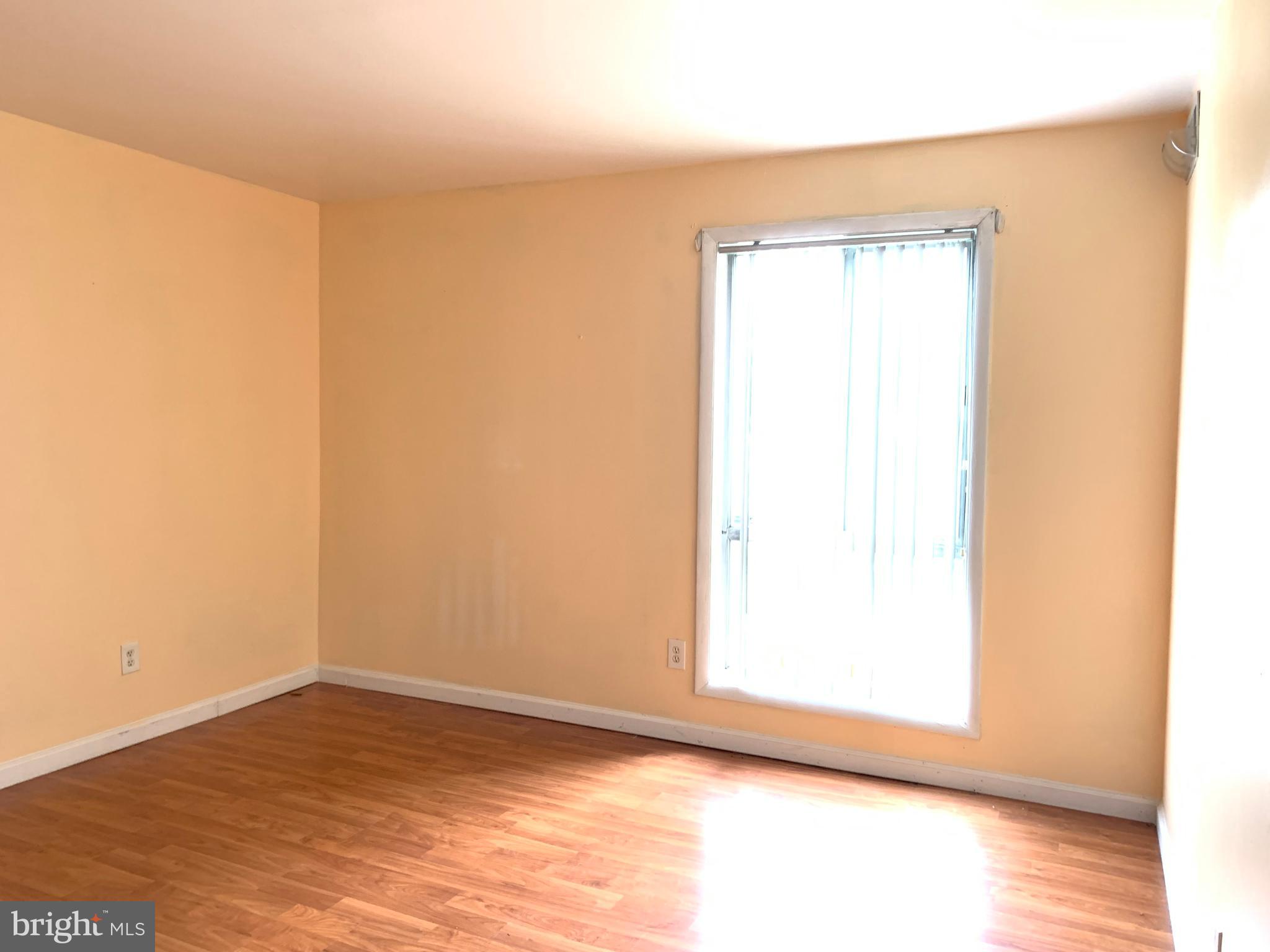 WALNUT GROVE - Residential Lease