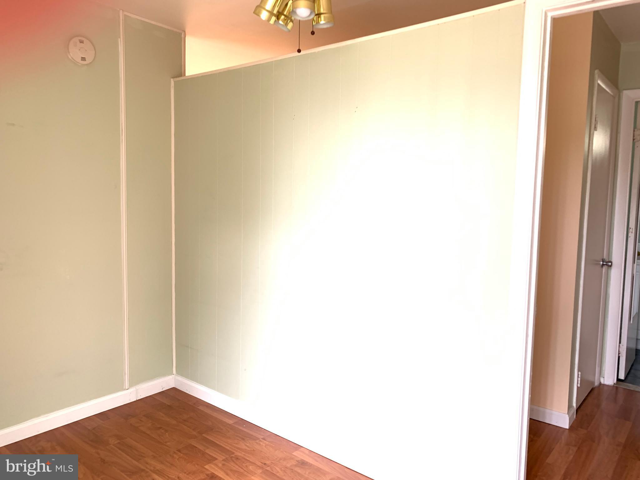 WALNUT GROVE - Residential Lease