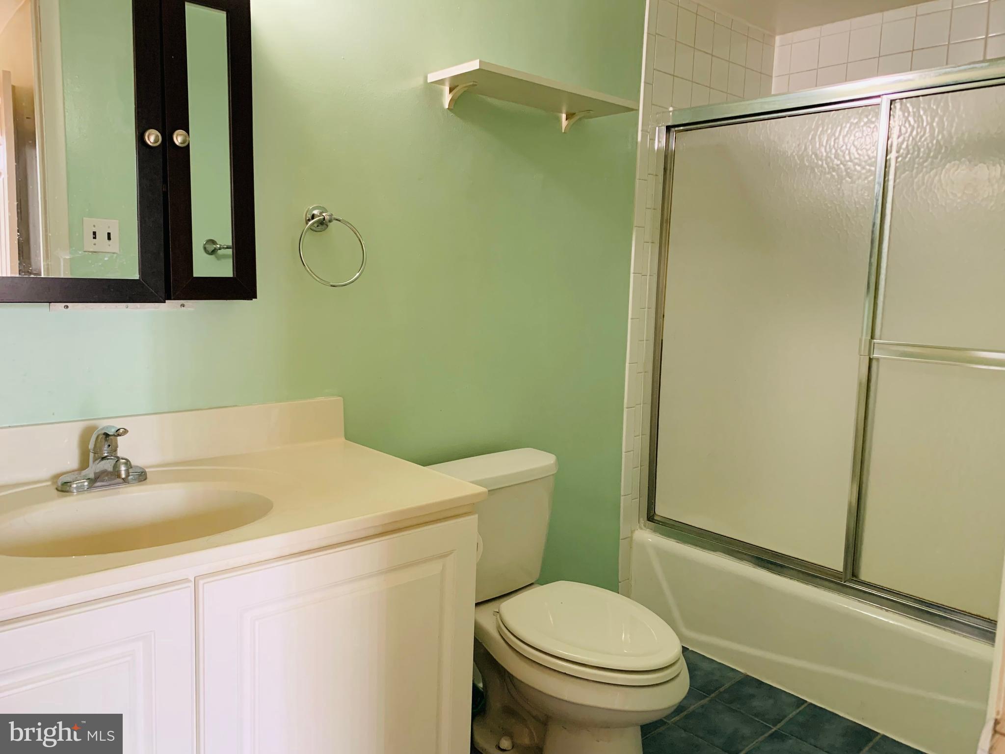 WALNUT GROVE - Residential Lease