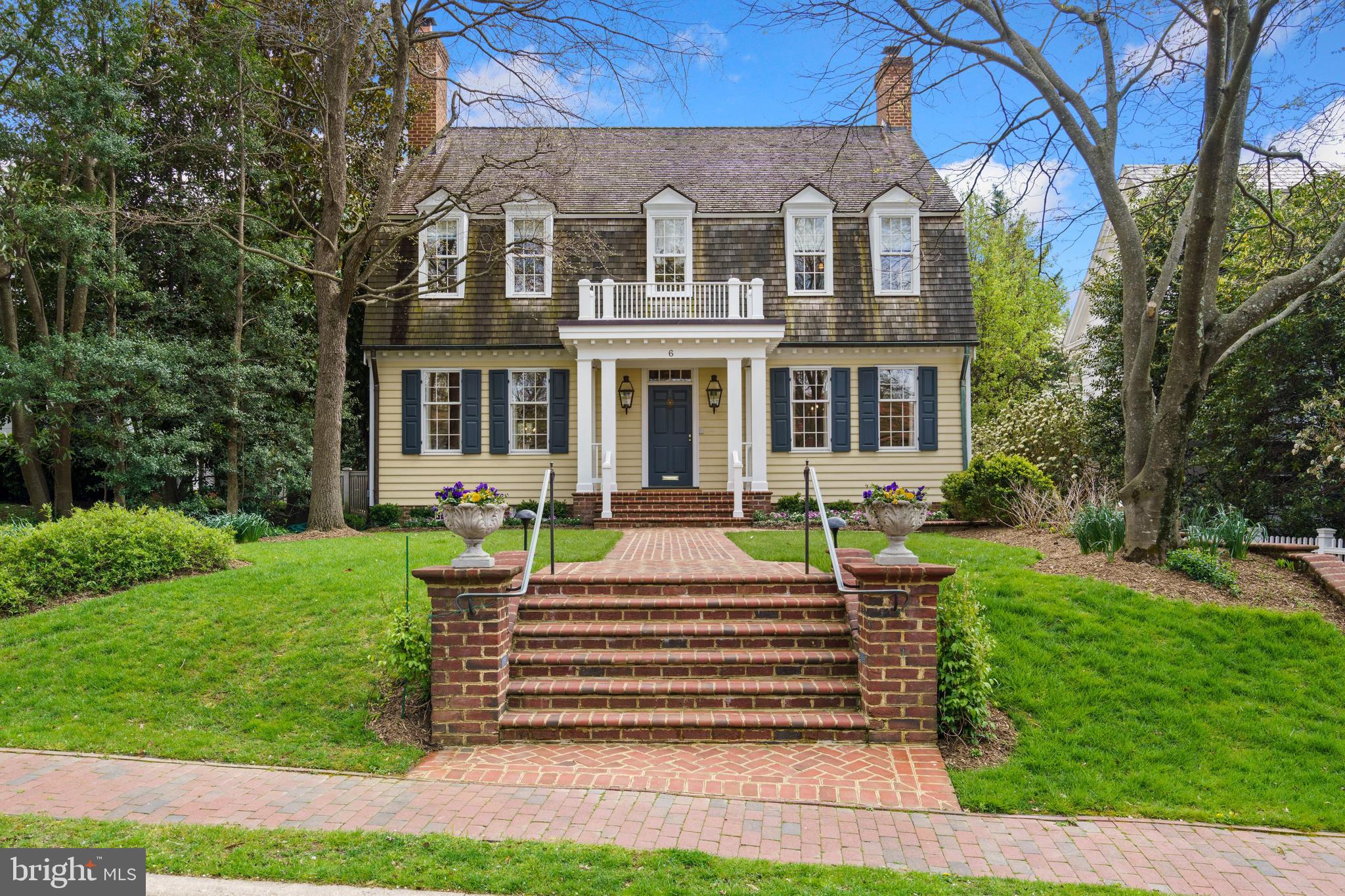 CHEVY CHASE VILLAGE - Residential