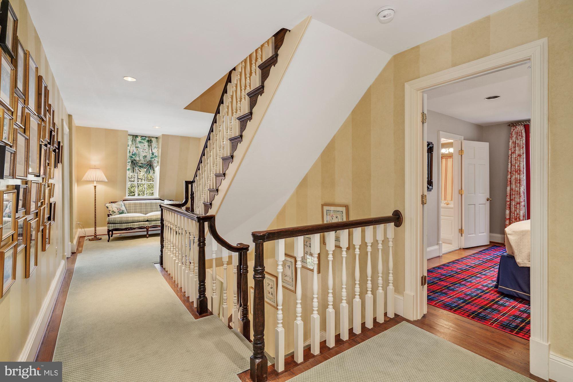 CHEVY CHASE VILLAGE - Residential